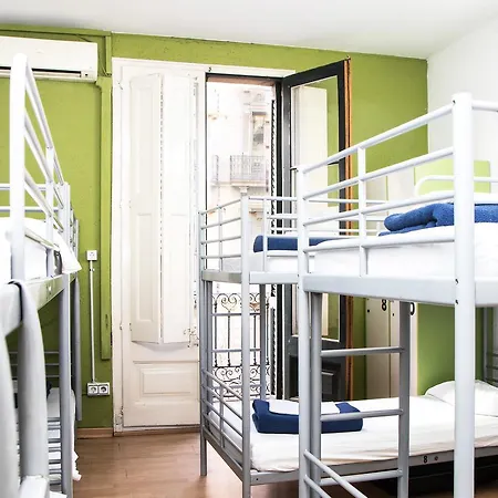 Sant Jordi Hostel